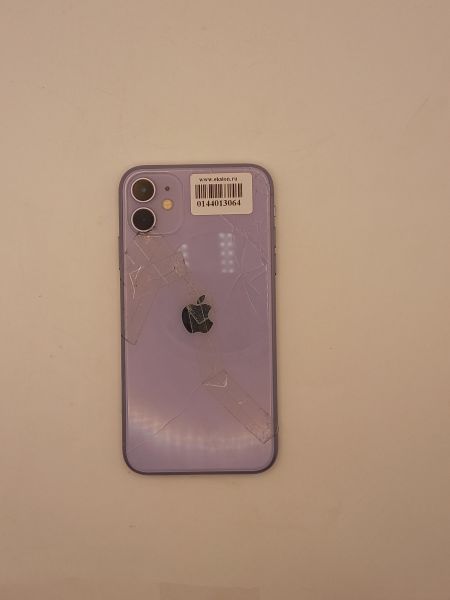 Купить Apple iPhone 11 128GB в Чита за 12200 руб.