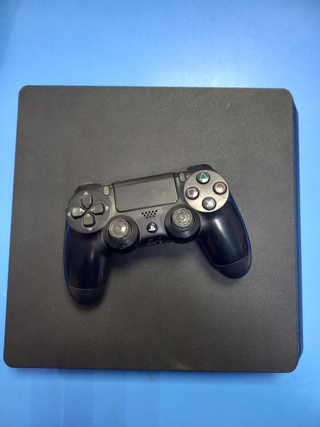 Купить Sony PlayStation 4 Slim 1TB (CUH-2208B) в Чита за 15300 руб.