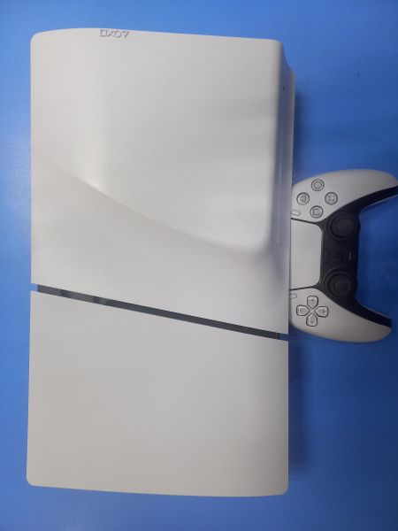 Купить Sony PlayStation 5 Slim 1TB (CFI-2002) в Чита за 46300 руб.