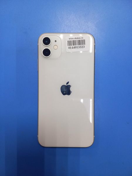Купить Apple iPhone 11 64GB в Чита за 9900 руб.
