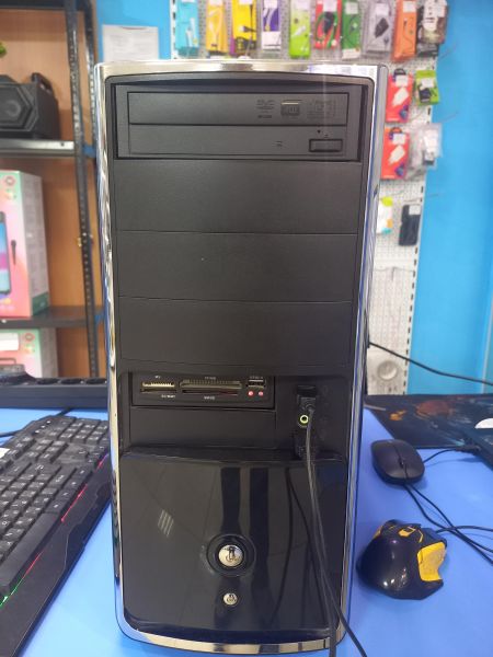 Купить Сборка Q9500, GTX 650, 4GB RAM, HDD 1000GB+256GB+256GB в Чита за 3900 руб.