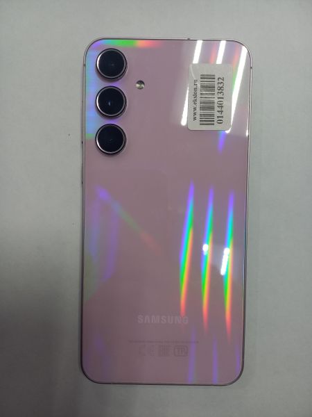 Купить Samsung Galaxy A55 8/128GB (A556E) Duos в Чита за 17000 руб.