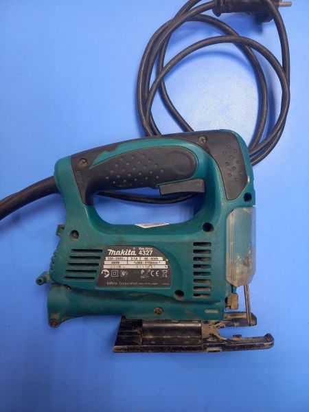 электролобзик Makita 4327 в Чита