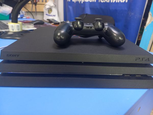 игровая приставка Sony PlayStation 4 Pro 1TB (CUH-7008B) в Чита