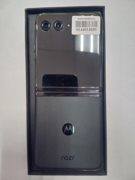 Купить Motorola Razr Plus 2023 8/256GB (XT2321-3) Duos в Чита за 27000 руб.