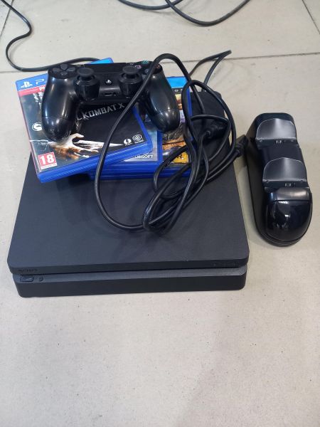 игровая приставка Sony PlayStation 4 Slim 1TB (CUH-2208B) в Чита