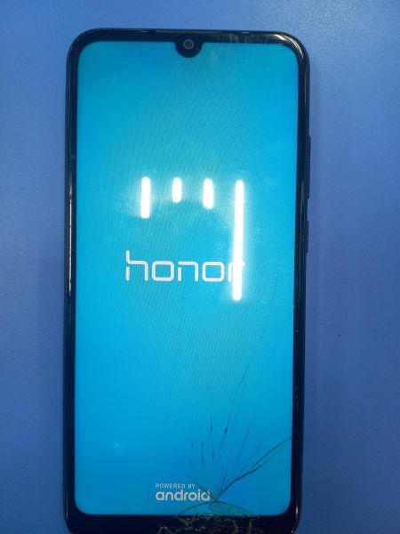 сотовый телефон Honor 8A 2/32GB (JAT-LX1) Duos в Чита