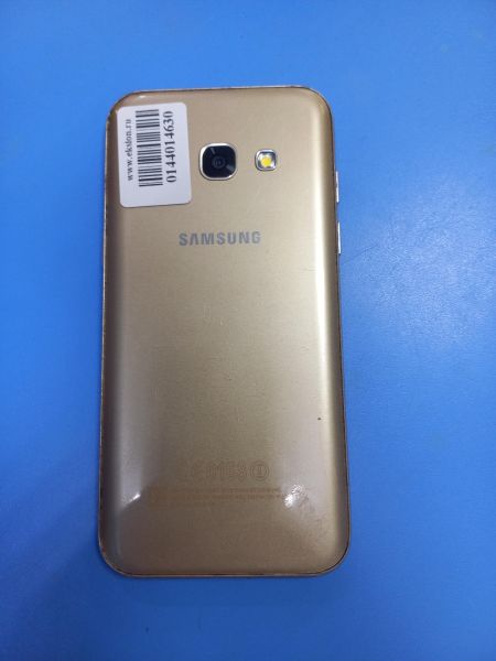 сотовый телефон Samsung Galaxy A3 2017 (A320F) Duos в Чита