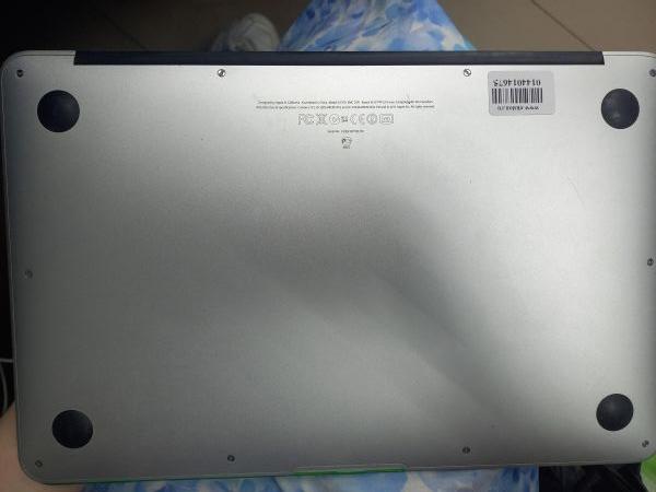 ноутбук Apple MacBook Air 11 Mid 2011 2/64GB (A1370) в Чита