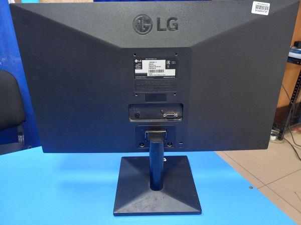 монитор LG 22MK400A-B в Чита