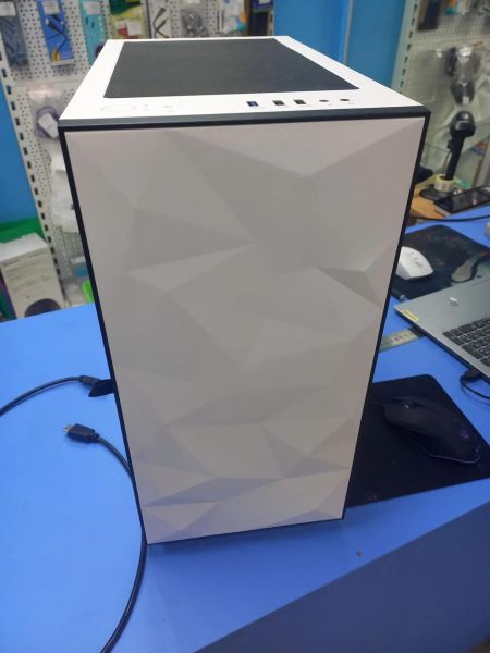 системный блок Сборка Xeon E5-2680 v3, RX 570, RAM 32 GB, HDD 1000 GB + SSD 256 GB в Чита