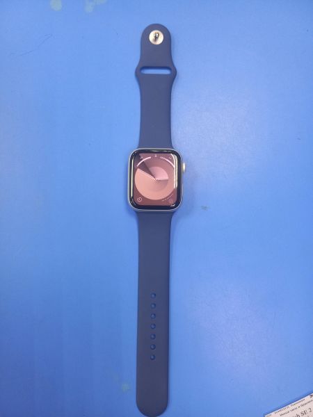 умные часы и браслеты Apple Watch SE 2 44mm (A2723) с СЗУ в Чита