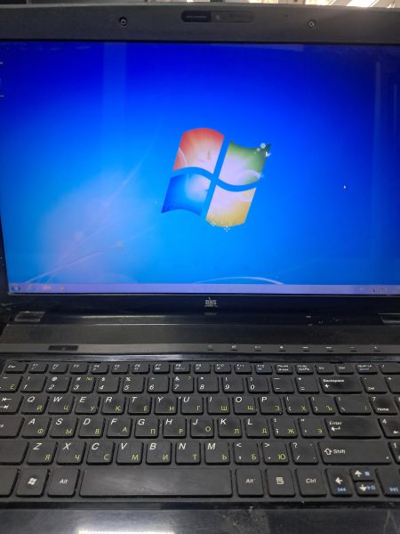 Купить DNS A17A (17.3/Pen-B960/4GB/320GB/Intel-HD) в Черемхово за 1500 руб.