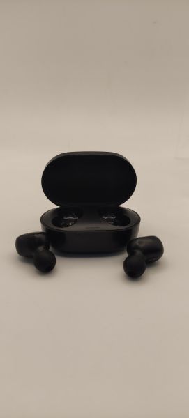 Купить Xiaomi Mi True Wireless Earbuds Basic 2 (TWSEJ061LS) в Томск за 649 руб.