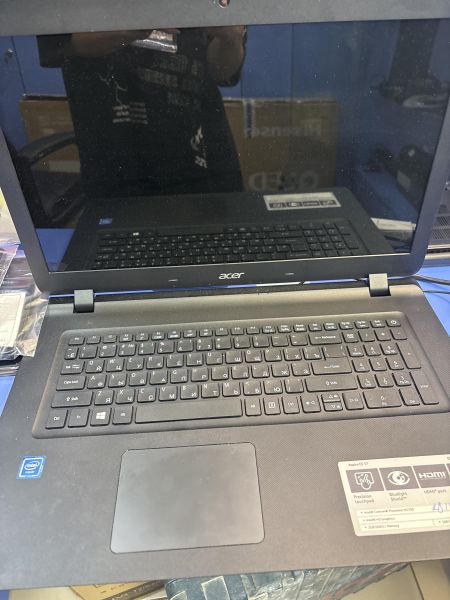 Купить Acer Aspire ES 17 ES1-732-C1WD (4GB RAM) в Томск за 5600 руб.