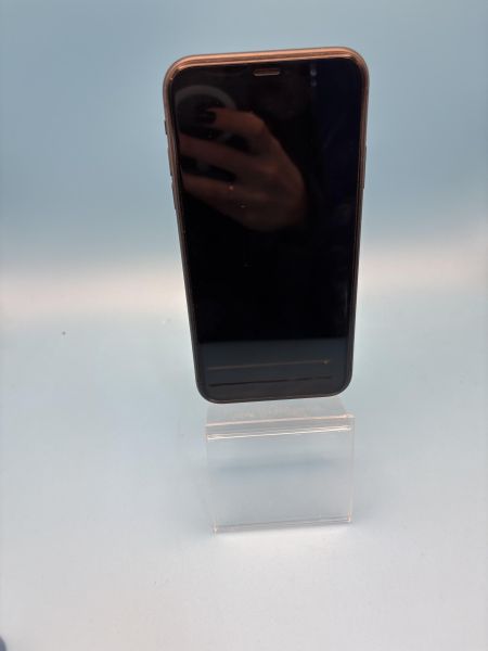 Купить Apple iPhone 11 64GB в Томск за 16450 руб.