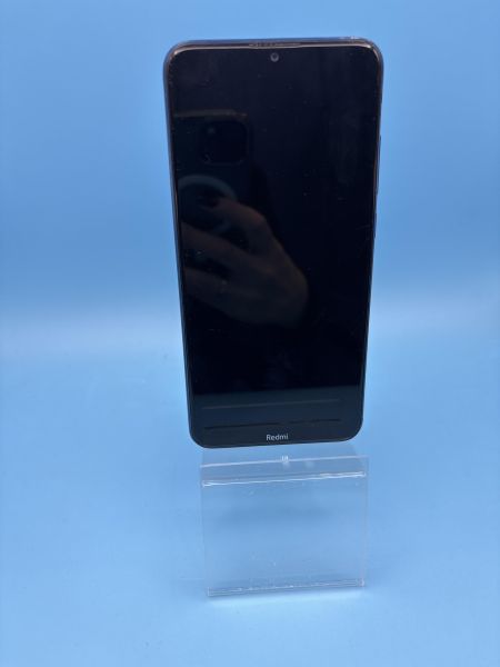 Купить Xiaomi Redmi 8 4/64GB (M1908C3IG) Duos в Томск за 2400 руб.
