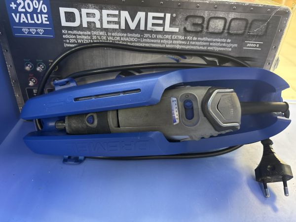 Купить Dremel 3000 F013300045 в Томск за 2500 руб.