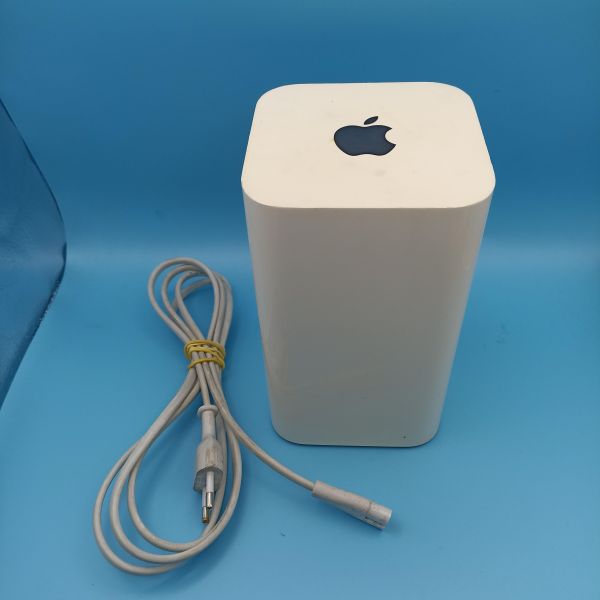 Купить Apple AirPort Extreme 802.11ac (A1521) в Томск за 6400 руб.