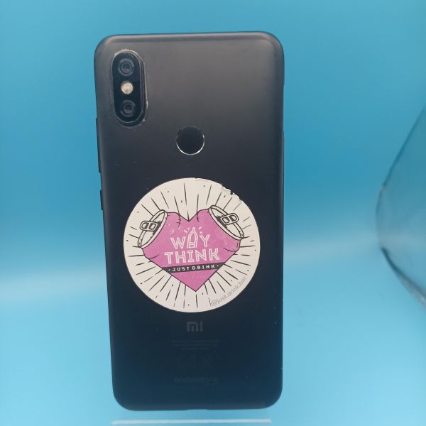 Купить Xiaomi Mi A2 4/64GB (M1804D2SG) Duos в Томск за 3900 руб.