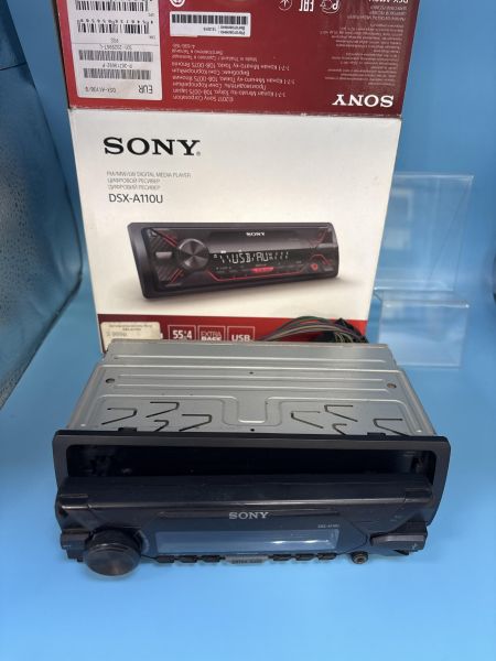 Купить Sony DSX-A110U в Томск за 2700 руб.