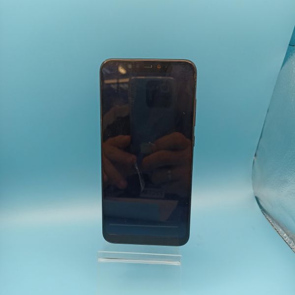 Купить Xiaomi Mi 8 6/128GB (M1803E1A) Duos в Томск за 5700 руб.