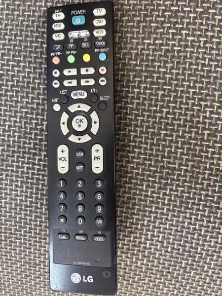 Купить LG 32LC2R в Томск за 3400 руб.