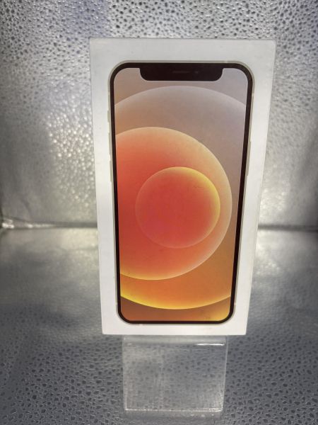 Купить Apple iPhone 12 128GB в Томск за 17700 руб.