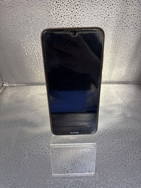 Купить Huawei Y6 2019 (MRD-LX1F) Duos в Томск за 1800 руб.