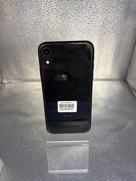 Купить Apple iPhone XR 64GB в Томск за 8800 руб.