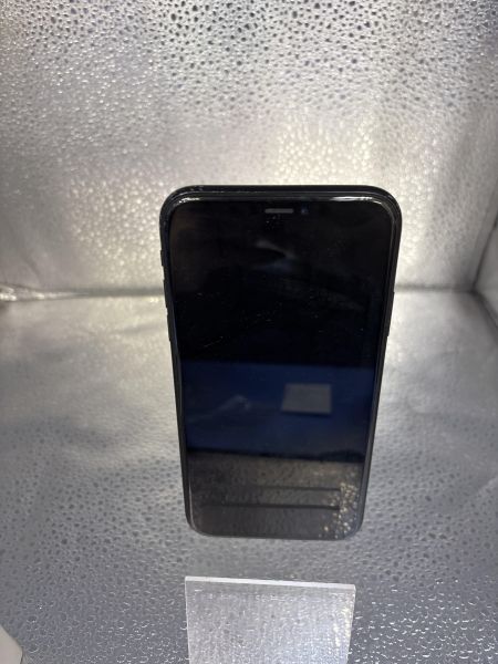 Купить Apple iPhone XR 64GB в Томск за 8800 руб.