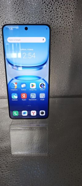 Купить iQOO Z10 12/256GB (I2407) Duos в Томск за 12900 руб.