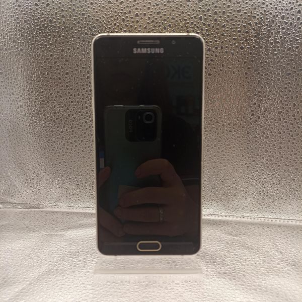 Купить Samsung Galaxy A5 2016 2/16GB (A510F) Duos в Томск за 1800 руб.