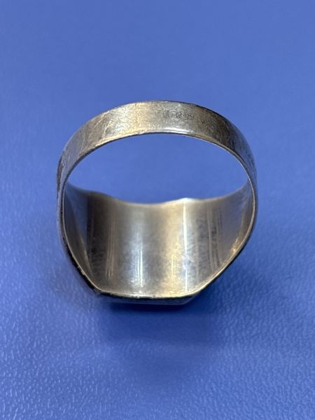 серебряное кольцо Кольцо серебро 925 4,79g, вес изделия 4.79g в Иркутск