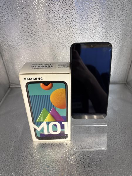Купить Samsung Galaxy M01 (M015F) Duos в Томск за 2000 руб.