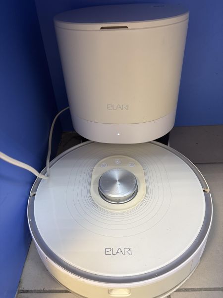 Купить ELARI SmartBot Ultimate (SBT-003WL) в Томск за 6700 руб.