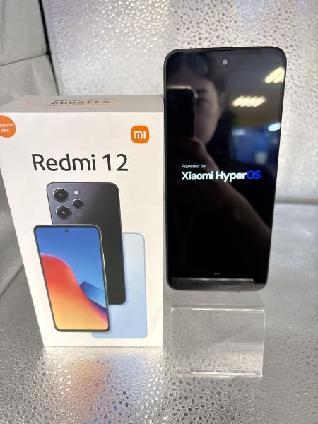 Купить Xiaomi Redmi 12 4/128GB (23053RN02Y) Duos в Томск за 3000 руб.