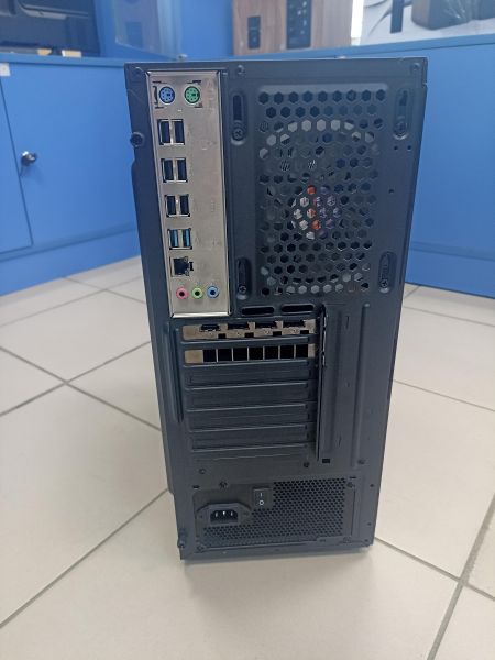 системный блок Сборка E5-2630 v3, RX Vega 56 8GB, 16GB RAM, SSD 512 GB в Томск