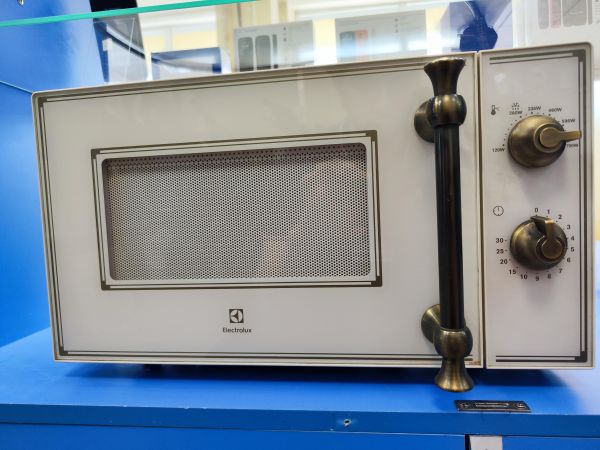 микроволновая печь (свч) Electrolux EMM 20000 OC в Томск