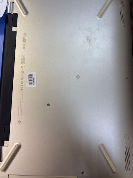 ноутбук HP 17-ak023ur 2CP37EA в Томск