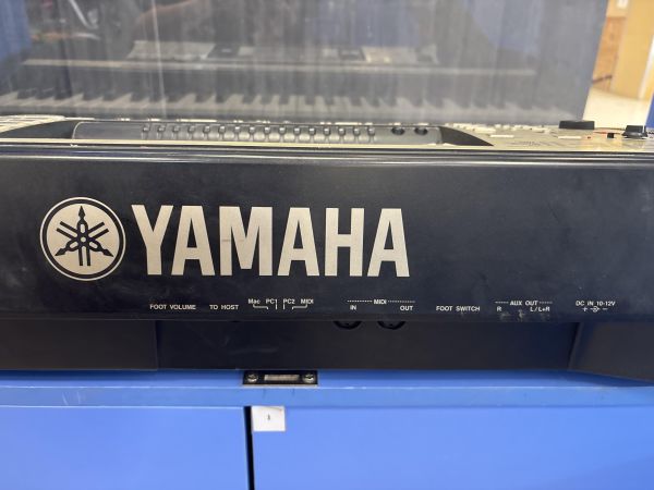 синтезатор Yamaha PSR-740 в Томск