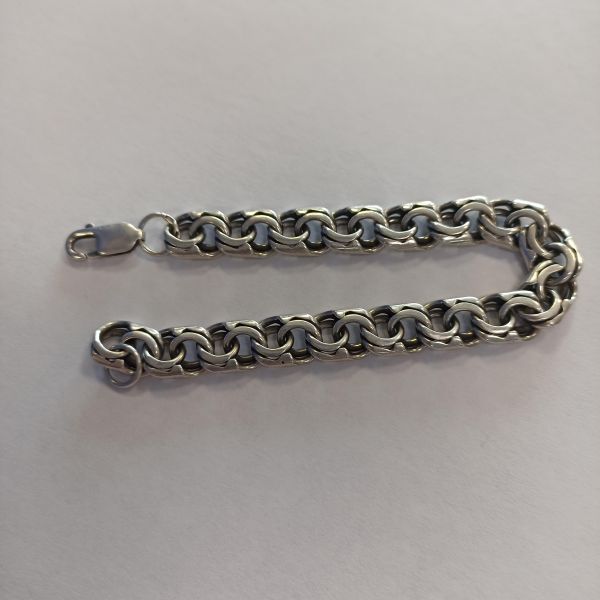 серебряный браслет Браслет серебро 925 24,99g, вес изделия 25g, длина 19 см в Иркутск