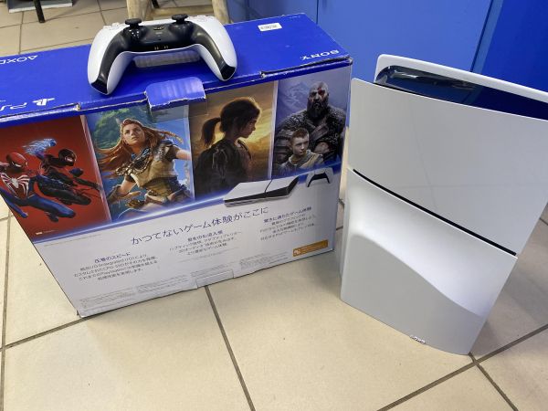 игровая приставка Sony PlayStation 5 Slim 1TB (CFI-2000, с дисководом) в Томск