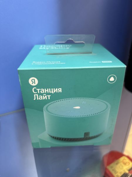 умная колонка Яндекс Станция Лайт (YNDX-00025) с СЗУ в Томск