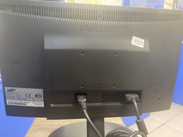 монитор Samsung E1920N в Томск