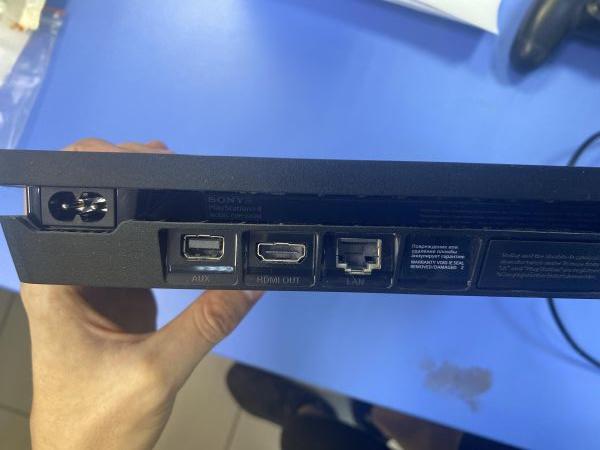 игровая приставка Sony PlayStation 4 Slim 1TB (CUH-2208B) в Томск