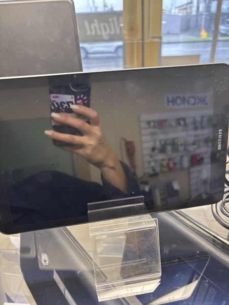 планшет Samsung Galaxy Tab E 8GB (SM-T561) (c SIM) в Томск