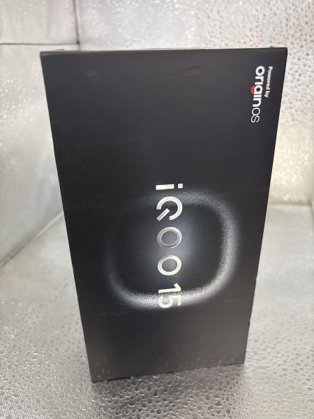 сотовый телефон iQOO 15 12/256GB (I2501) Duos в Томск