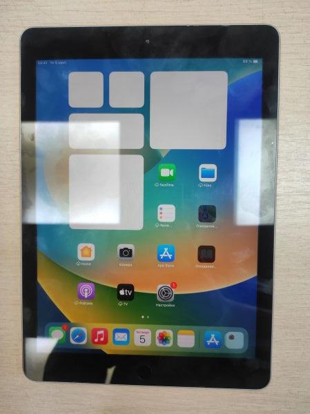 Купить Apple iPad 5 2017 32GB (A1822) (без SIM) в Томск за 8499 руб.