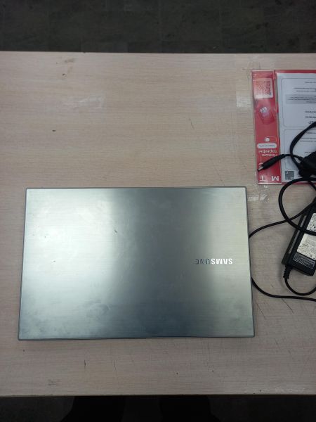 Купить Samsung NP300V5A-S0XRU (8/500GB) в Томск за 10599 руб.